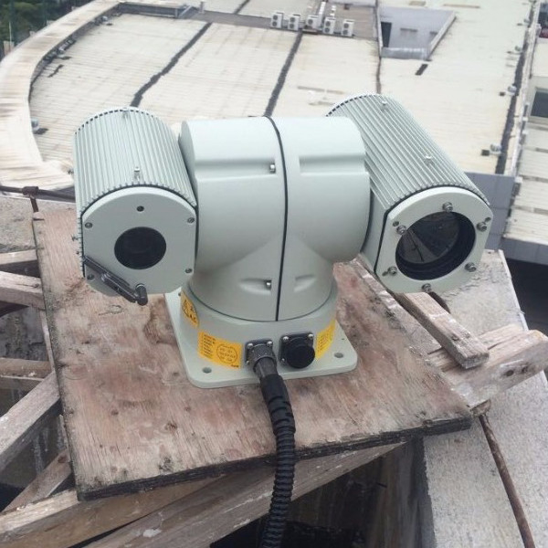 Uncooled UFPA Sensor Dual Thermal Camera Night Vision With IP Surveillance System